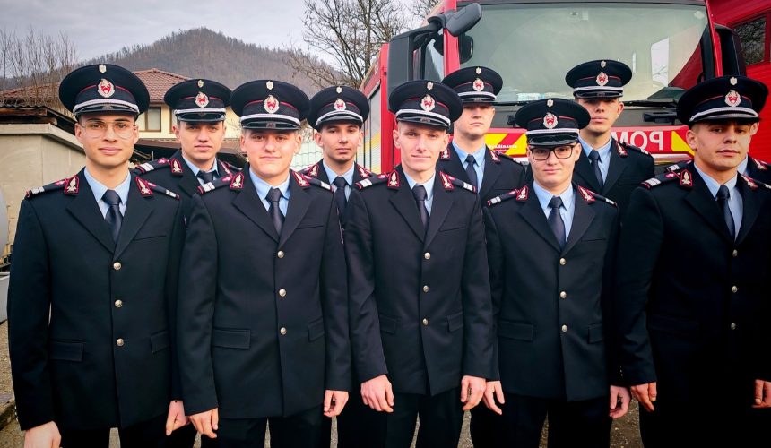 20 de abosolventi s au alaturat echipei isu maramures 676a79353cc5f