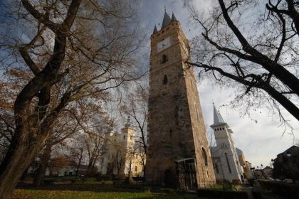 Turnul Ștefan: Martor al Istoriei și Arhitecturii Din Suceava