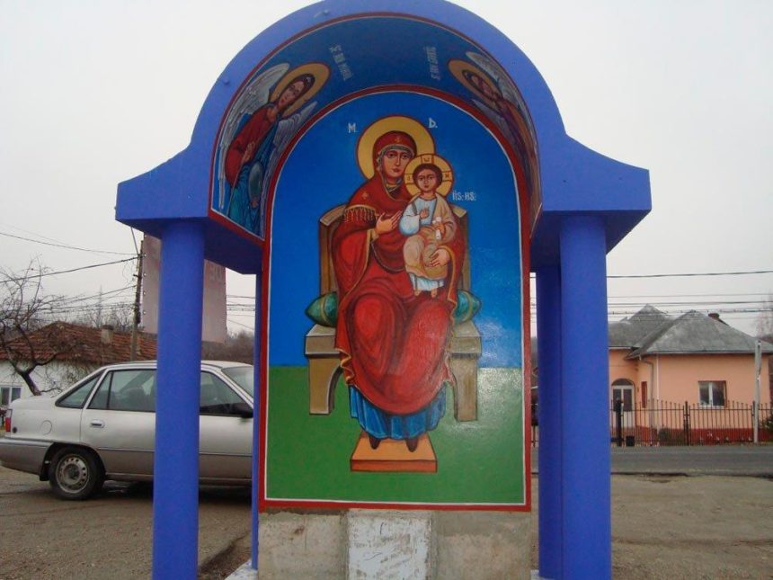 Descoperă frumusețea troițelor pictate din Călinești