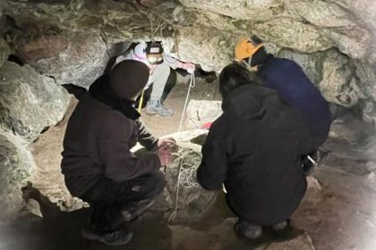 expozitie salnita custura cetatelei locuirile preistorice si istorice din pesterile sura dracului si gaura din cetateaua de la vima mica 67684b23e9fa8