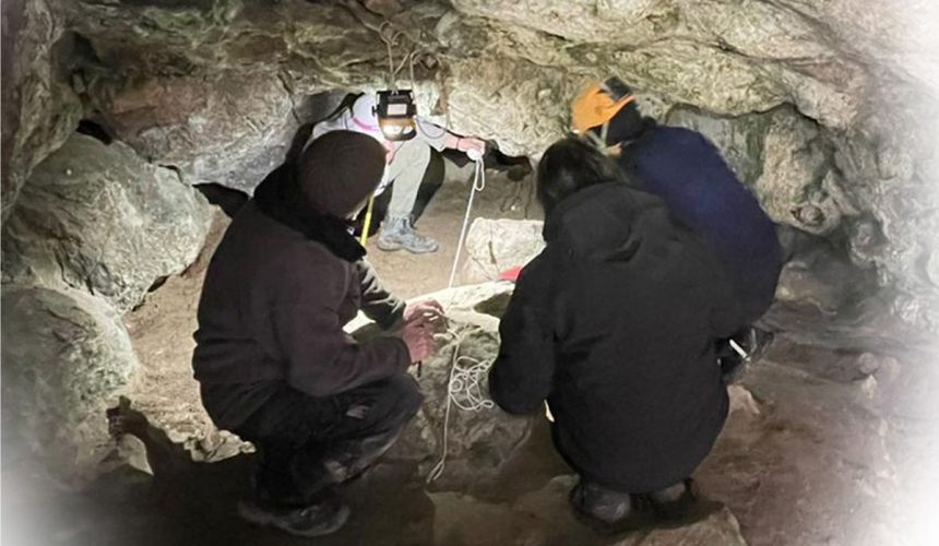 expozitie salnita custura cetatelei locuirile preistorice si istorice din pesterile sura dracului si gaura din cetateaua de la vima mica 67684b23e9fa8