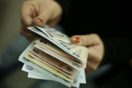 ordonanta trenulet cum si a ridicat guvernul lumea n cap in doi timpi si trei miscari 677287507d4d0