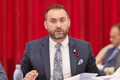 parlamentarii pnl maramures sustin stabilirea unui salariu minim adecvat in romania si eliminarea discriminarilor din legea pensiilor 67686e0ec4f78