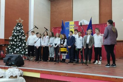 video concert de colinde in cadrul targului de craciun din miresu mare 67684b44a7ac8