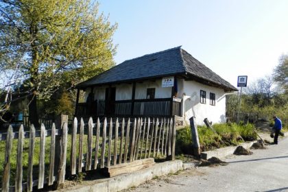 Casa Memorială Ion Șugariu: O Piesă de Istorie Trăită