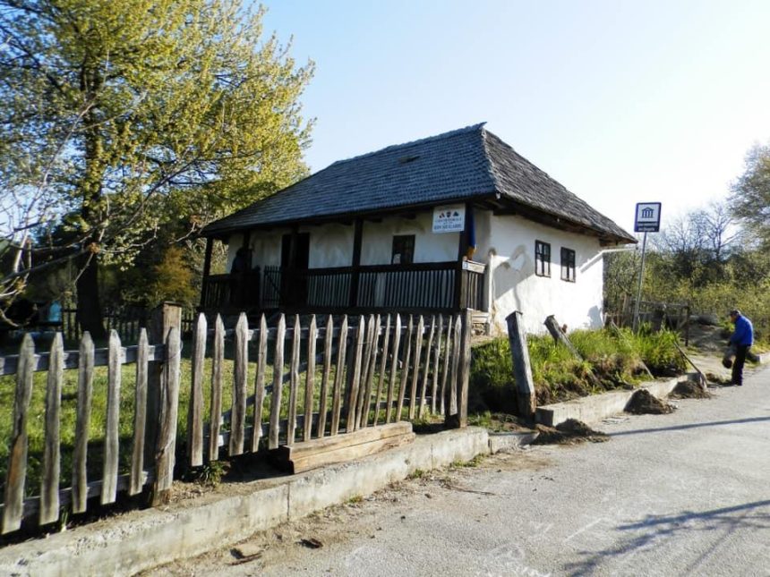 Casa Memorială Ion Șugariu: O Piesă de Istorie Trăită