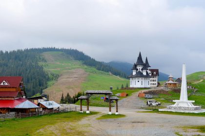 Descoperă Pasul Prislop: Bijuteria Montană a României