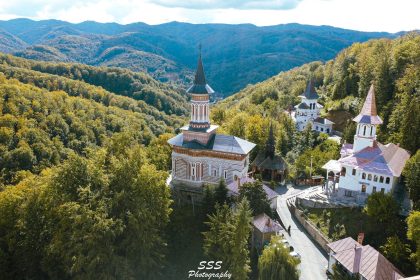 Mănăstirea Rohia: Oaze de liniște în inima naturii