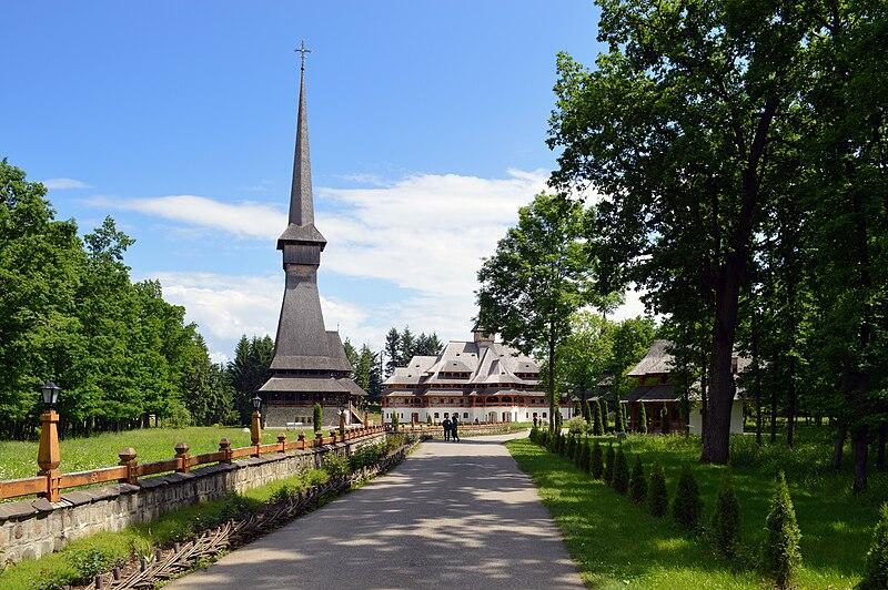 Descoperind Mănăstirea Peri-Săpânța: un loc de liniște