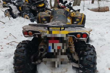 ijj tineri opriti de la curse off road in fondul cinegetic 67775f92c4477