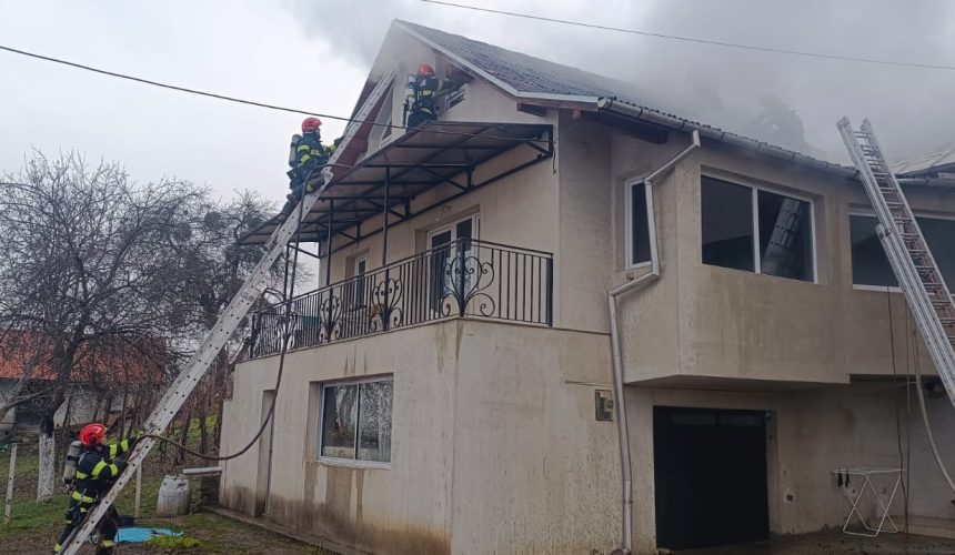 incendiu la o casa in localitatea cicarlau 6790f7198cef7