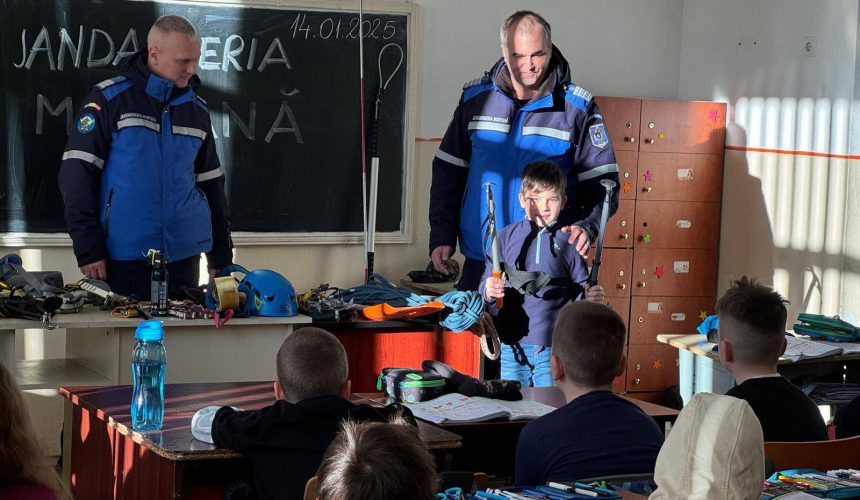 jandarmii montani o discutie despre siguranta si responsabilitate pe munte 678a1497c8c21