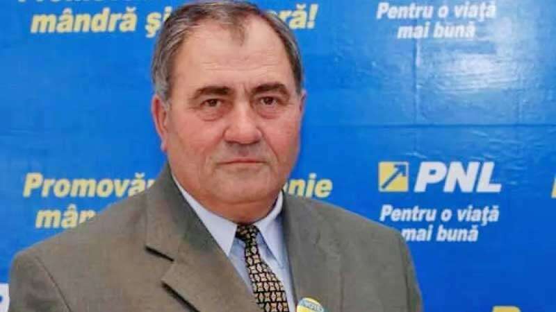 fostul prefect vasile berci condus pe ultimul drum 67bc5f4ec917c