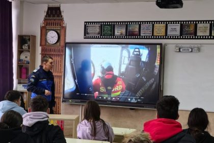 ijj povete de la jandarmi pentru elevi 67a1d6a358ed6