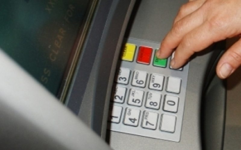 ipj 7200 de euro recuperati de politisti dupa ce un barbat si a insusit pe nedrept banii 67b9977d2b1bf