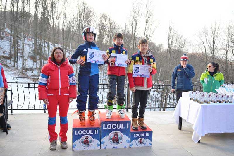 minicupa romaniei la schi alpin 67b835b4afd40
