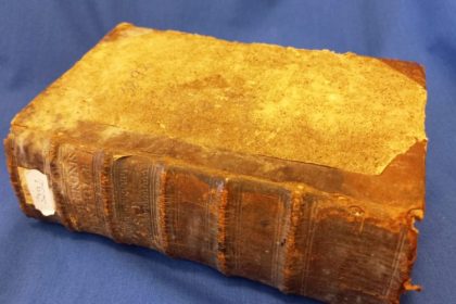 muzeul judetean de istorie exponatul lunii este un volum a corespondentei lui cicero 67a088753bd4e