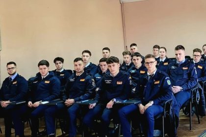 ucenici politisti studenti in practica la ipj maramures 67aa09781881b