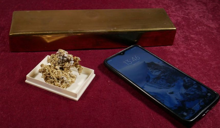 muzeul de mineralogie mai sunt cateva zile pentru inscrierea la concursul de eseuri mineralele din viata noastra 67d01f6832f1f