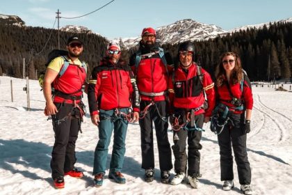 salvamont structura profesionista de salvare montana si a marit echipa 67ceb8dda08b8