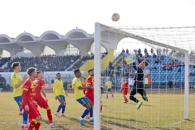 triumf si lider al seriei cs minaur baia mare scm zalau 4 2 1 1 67c55442b5c0f