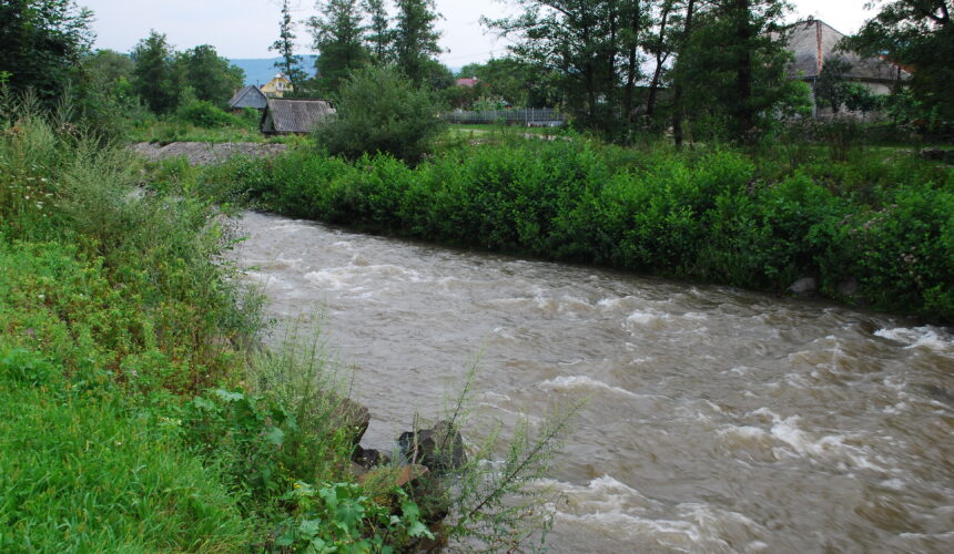 actiune de ecologizare a raului sapanta 67fce1083018d
