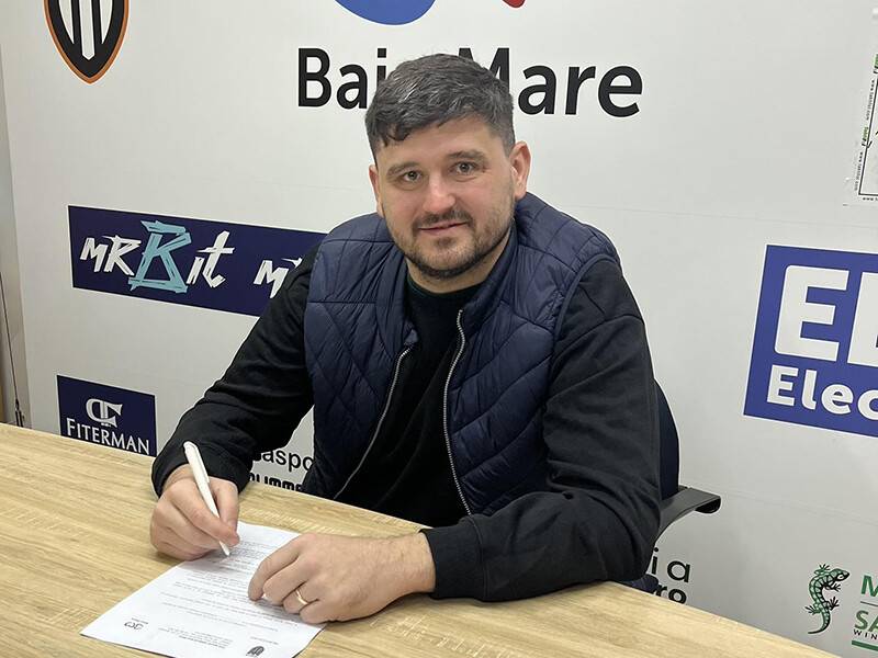 darius makaria a semnat cu minaur 67f10e132417f