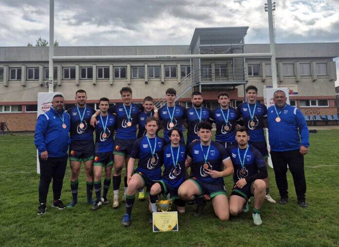 echipa de u20 a css 2 baia mare medaliata cu bronz 67eb854bc721c