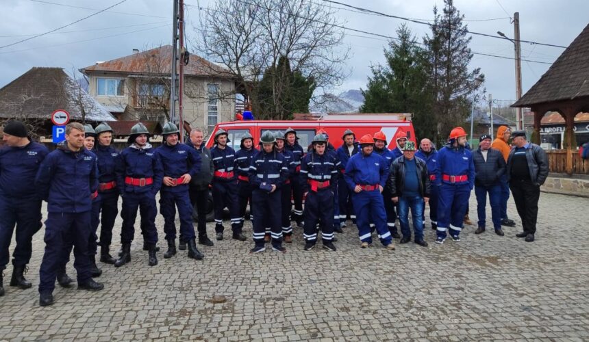 pe podium cele mai pregatite echipe de pompieri voluntari din maramuresul istoric 67f291f2634ca
