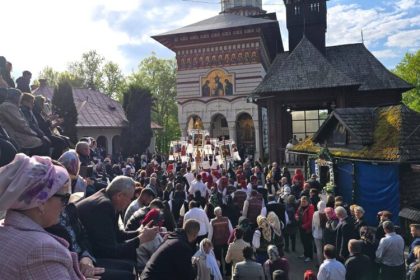 sarbatoarea izvorul tamaduirii in siguranta la manastirea sfanta ana de la rohia 680b4c726e71c