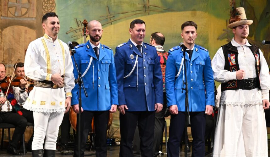 spectacol aniversar 175 de ani jandarmeria romana 67f50612f0521