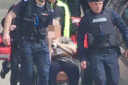 sprijin acordat de jandarmi unei persoane care se simtea rau la manastirea sfanta ana de la rohia 680b7443eb25f