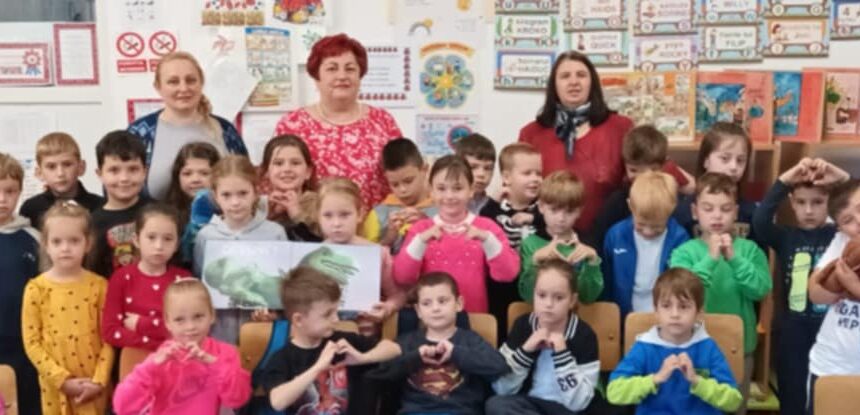 baia mare despre lumea dinozaurilor la liceul cu program sportiv 6839a47324db4