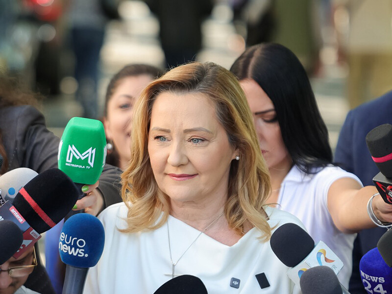 elena lasconi a demisionat din fruntea usr 681869d55a07c