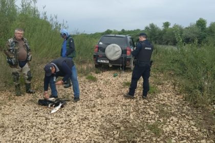 jandarmeria maramures actiune pentru combaterea pescuitului ilegal 683828ff40a34