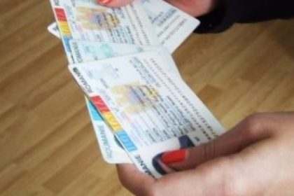 se lucreaza in weekend programul serviciilor de evidenta a persoanelor pentru sambata si duminica cu prilejul alegerilor 682595505f5f8