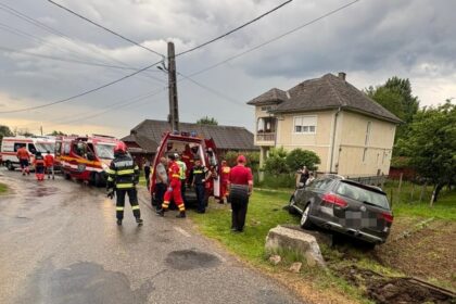 isu accident cu trei copii raniti 683c8435515e1