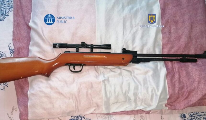 operatiunea jupiter arme confiscate de politistii maramureseni in urma unor perchezitii 6842cabe71561