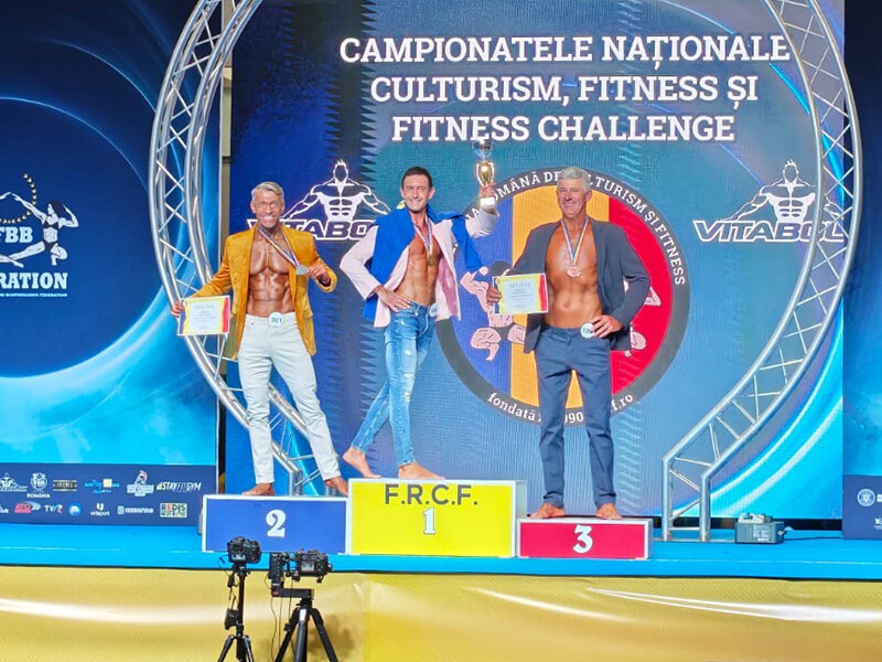 profesorul din viseu de sus care a cucerit bronzul la concursul national de culturism 683ec16b032b5