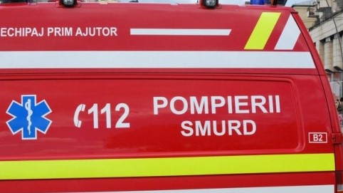 baia mare salvat de pompieri dupa ce a cazut intr o fantana fara apa 686f94175dd23