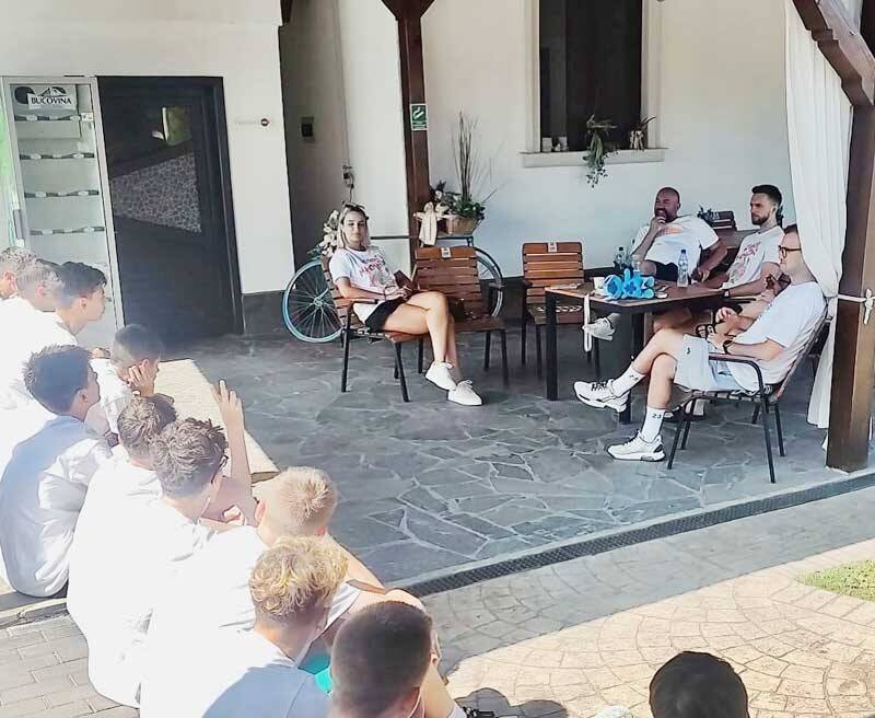 lucas tohatan prezent la tabara de la sighetu marmatiei 686e3f53603e7