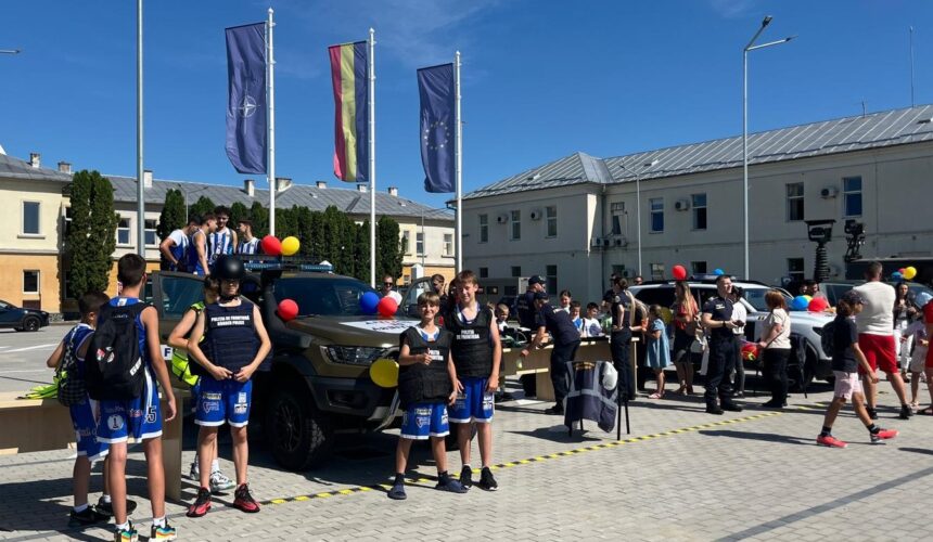 politia de frontiera sighetu marmatiei peste 500 de vizitatori de ziua politiei de frontiera 68822c3bc2484