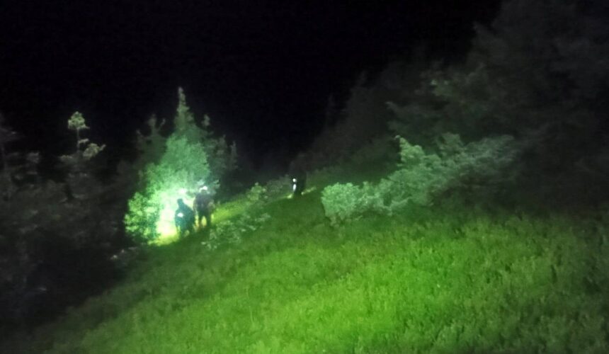 salvamont salvat dupa cateva zile de cautari in muntii maramuresului 6874b1ebc5632