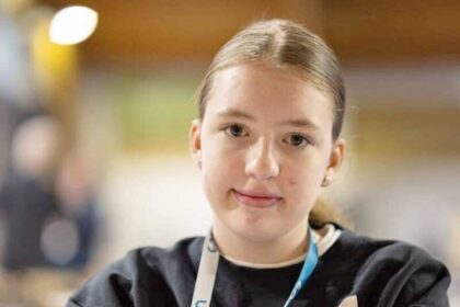 sara sunea simultan de sah la flori de sanziene 2025 tautii magheraus 686be930c9813