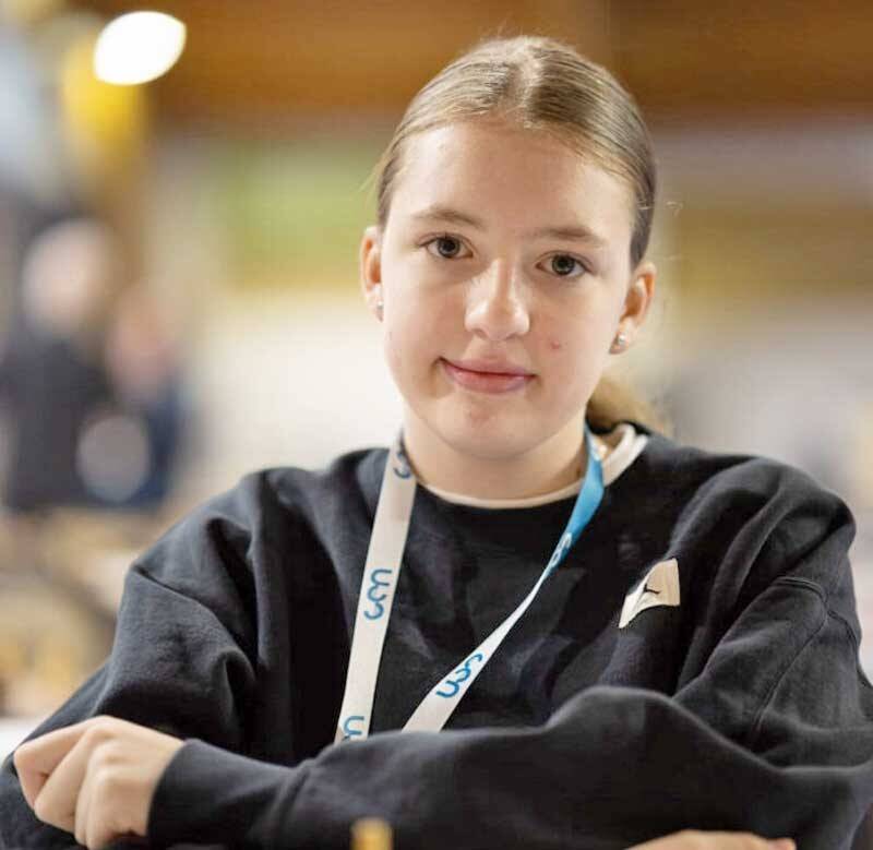 sara sunea simultan de sah la flori de sanziene 2025 tautii magheraus 686be930c9813