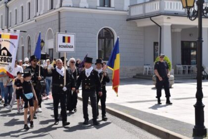 sighetu marmatiei parada cosarilor a oferit publicului un adevarat spectacol 6885fcf1695fe