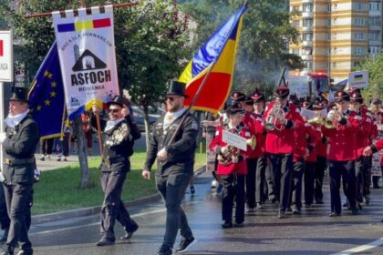 sighetu marmatiei parada cosarilor la cea de a ii a editie 688346b2dd50d
