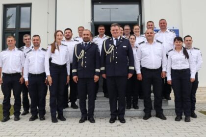 ziua politiei de frontiera 14 avansati si un politist de frontiera premiat pentru salvarea a patru vieti in muntii maramuresului 688897be1724d