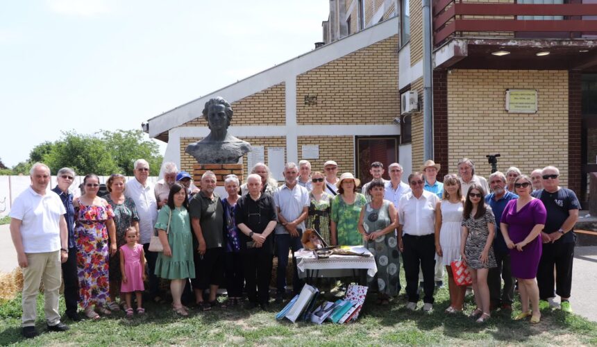 autori baimareni s au intors cu premii de la festivalului international de poezie drumuri de spice din uzdin provincia autonoma voivodina din serbia 6891cf02978f0