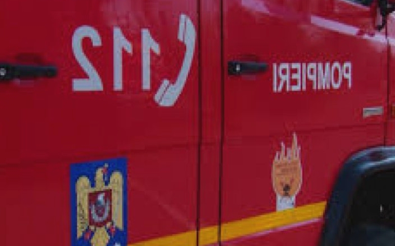baia mare interventie a pompierilor la subsolul unui bloc 68a59bc39cc1a